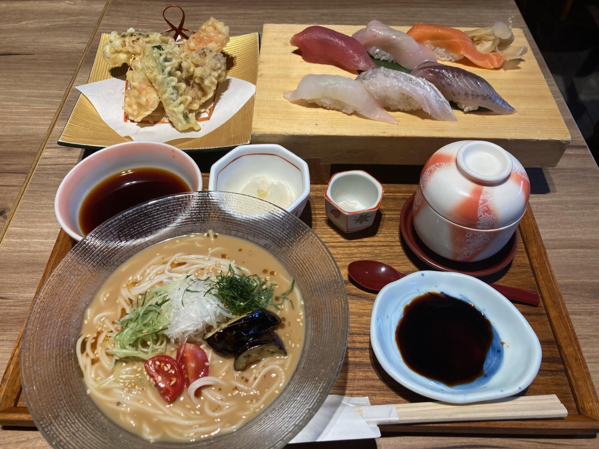 tokaido_0914_lunch.jpg